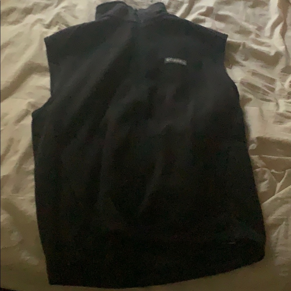Columbia zip up vest